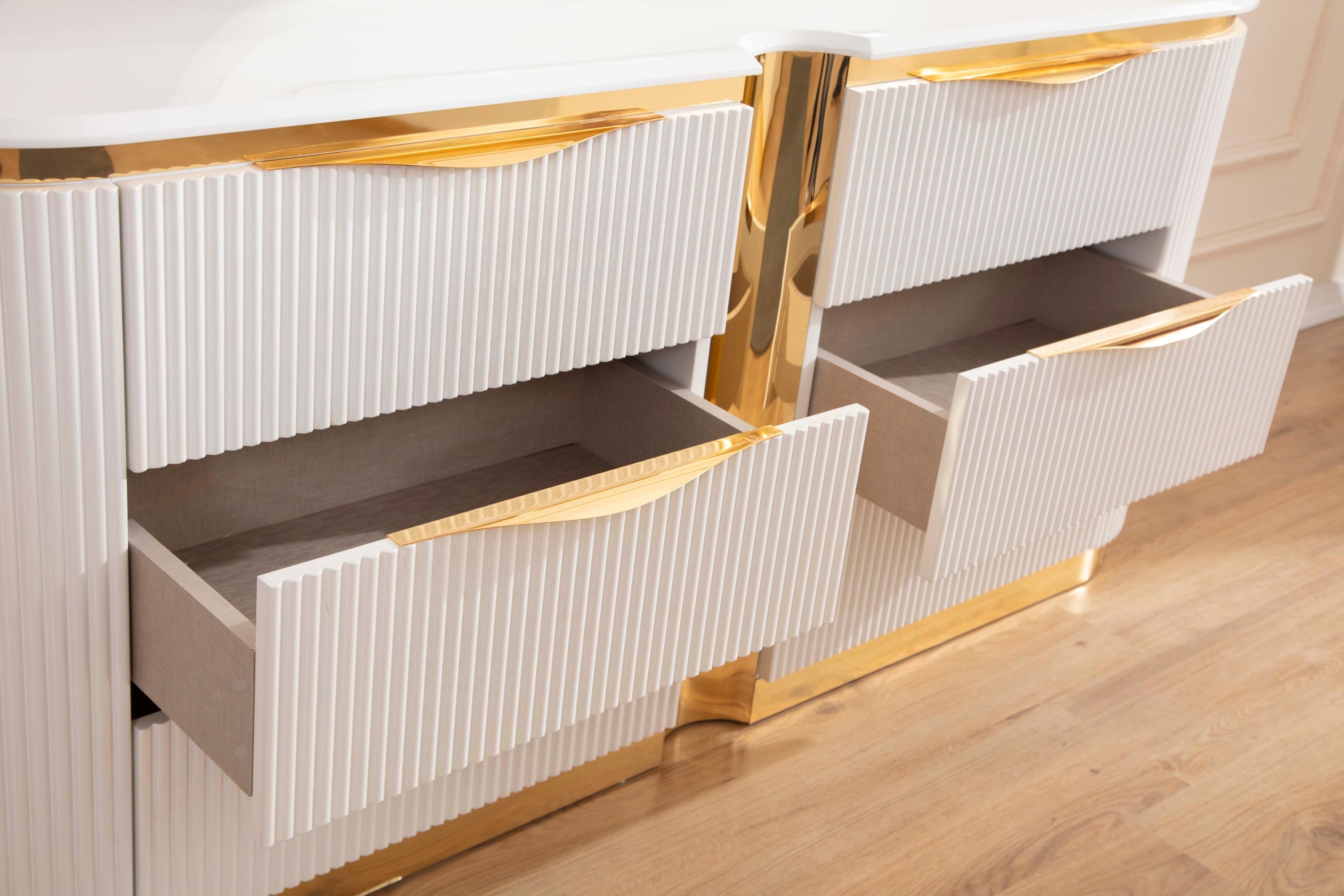 Gold Detailed Upholstery King 5-N Pc made with Wood in White(CA INVENTORY)