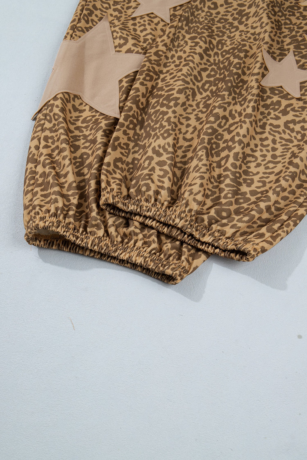 Plus Size Leopard Star Patch Jogger Pants