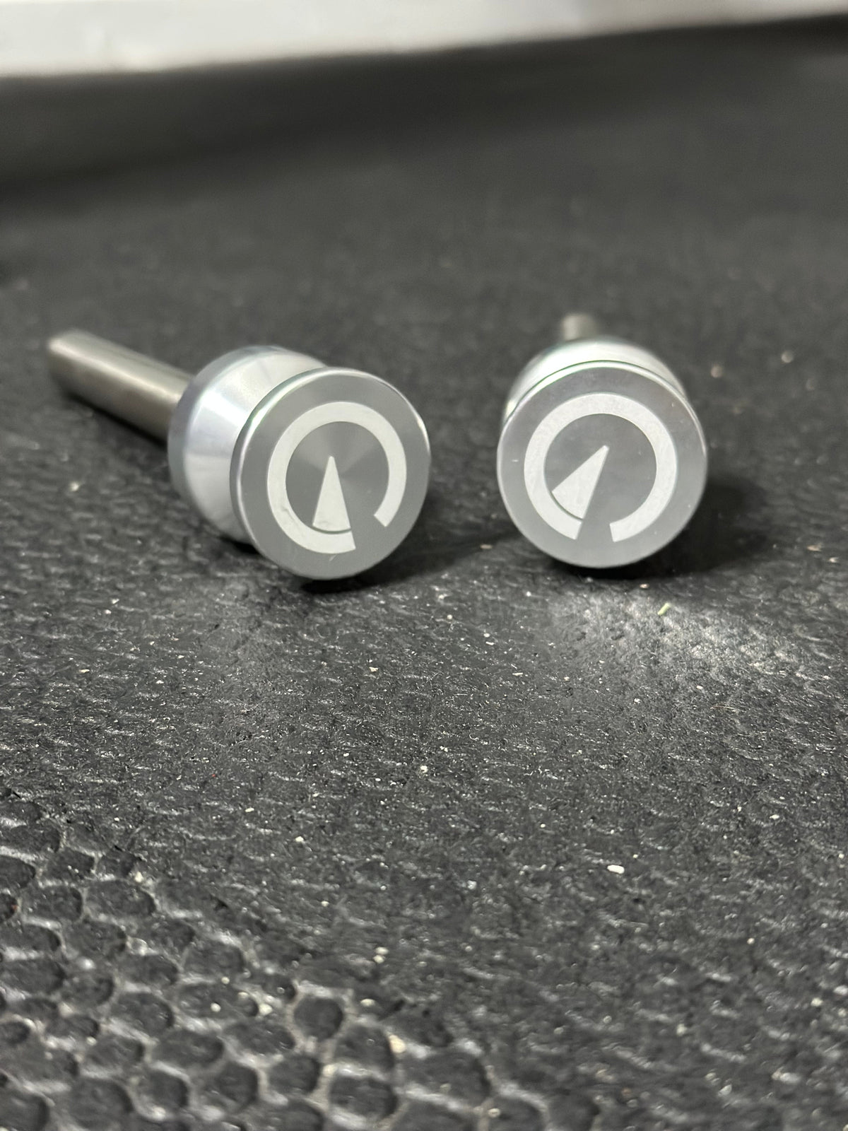 Magnetic Edge Pins