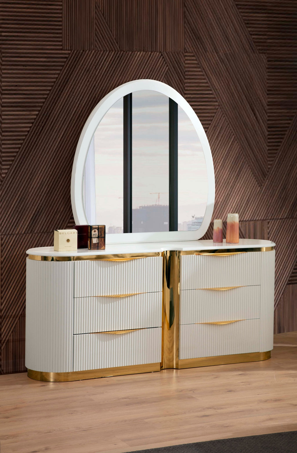 LAURA Gold Detailed Upholstery Queen 5-N Pc made with Wood in White(NJ INVENTORY)