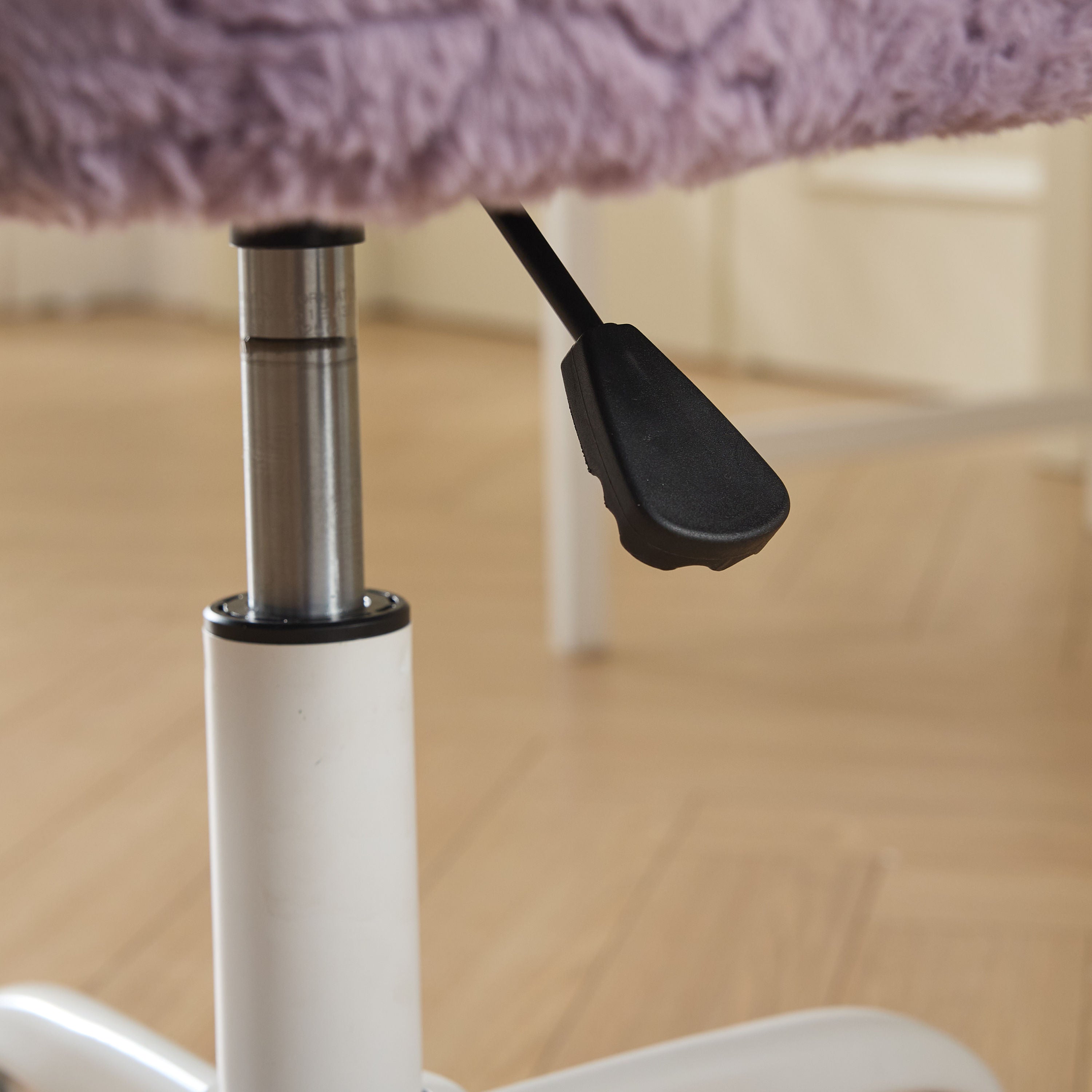 A&A Furniture Office Chair,Artificial rabbit hair Home Office Chair with Metal Base,Adjustable Desk Chair Swivel Office Chair,Vanity Chair(Violet)