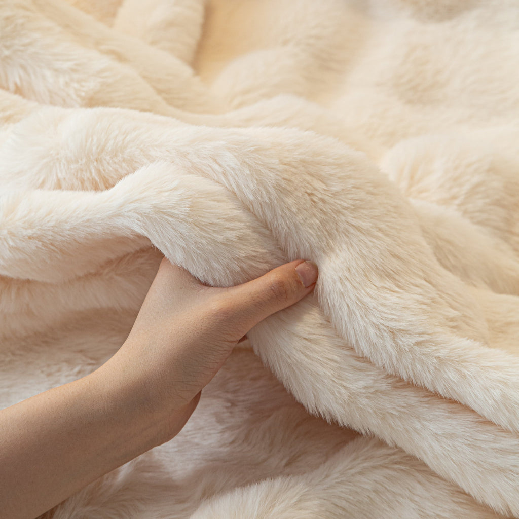 Thick Faux Fur Sofa Cover Fluffy Plush Warm Sofa Slipcover Furniture Protector for Couch Bed