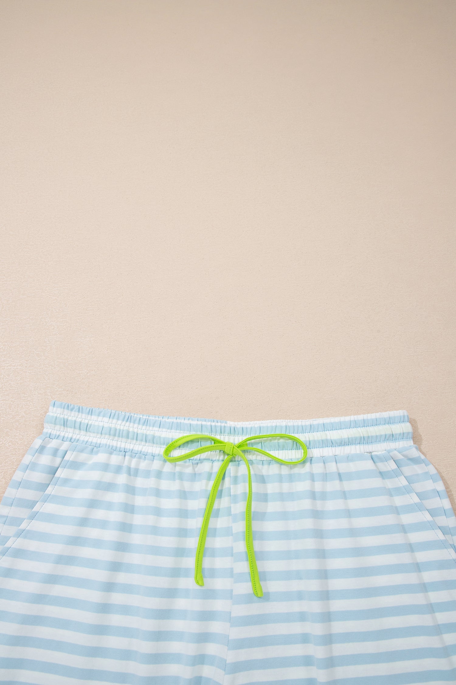 Stripe Contrast Trim Tee & Drawstring Shorts Set