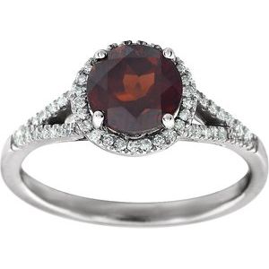 14K White Gold Natural Mozambique Garnet & 1/6 CTW Natural Diamond Ring