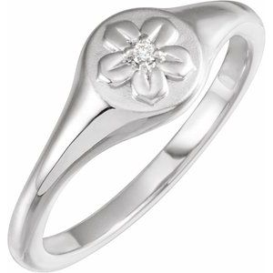 14K White Gold .015 CT Natural Diamond Floral Ring