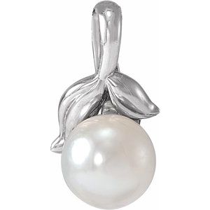 Platinum 4-4.5 mm Cultured White Akoya Pearl Floral Pendant