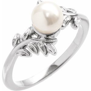 Platinum Cultured White Akoya Pearl Ring