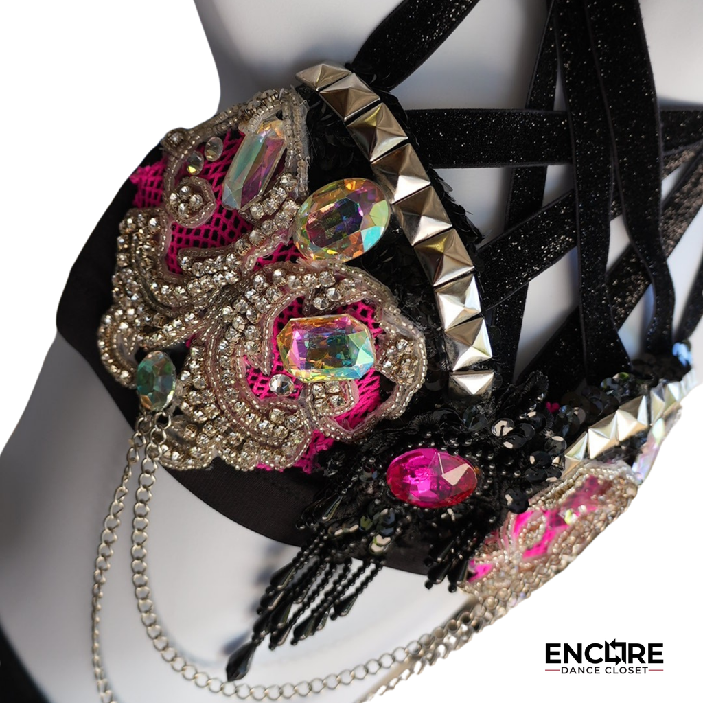 Black & Hot Pink Chain Fantasy