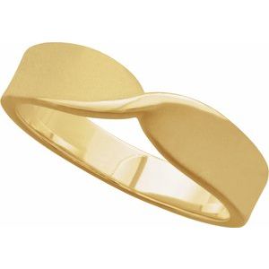 Stackable Twisted Ring