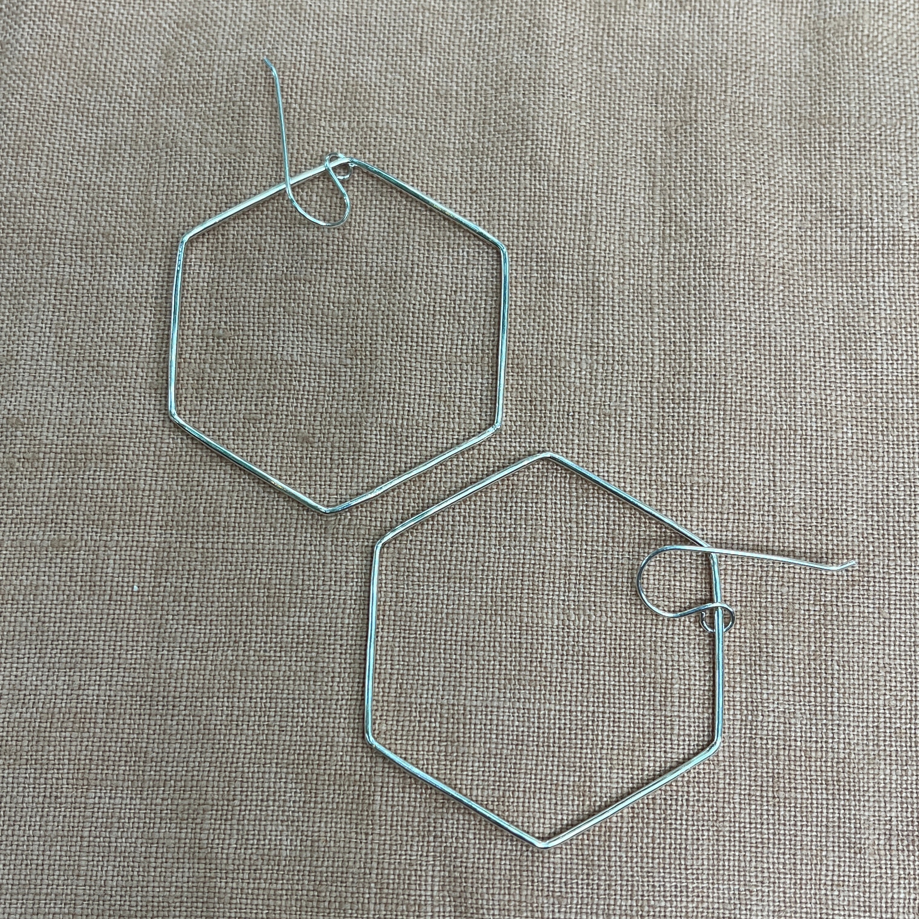 MIKA HEXAGON  HOOPS