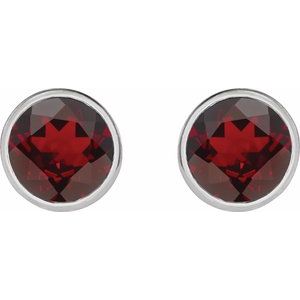 14K White Gold 5 mm Natural Mozambique Garnet Stud Earrings – image 2