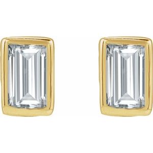 14K Yellow Gold .03 CT Natural Diamond Stud Earring