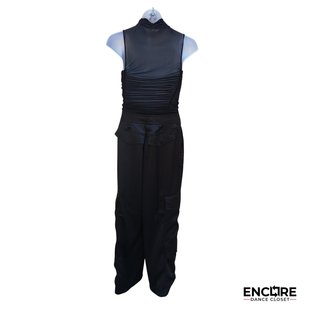 Black Cargo & Mesh Pedestrian Style