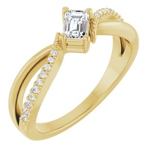 18K Yellow Gold 4.5x3 mm Emerald Ring Mounting