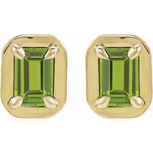 14K Yellow Gold Natural Peridot Stud Earrings – image 2