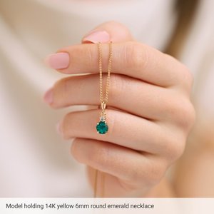 Natural Aquamarine And .03 Ct Natural Diamond Necklace