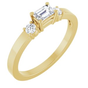 18K Yellow Gold 4.5x3 mm Emerald Ring Mounting