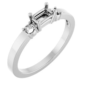 18K White Gold 5x3 mm Emerald Ring Mounting – image 2