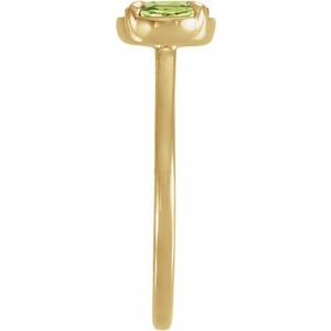 14K Yellow Gold Natural Peridot Claw-Prong Bezel-Style Ring – image 3