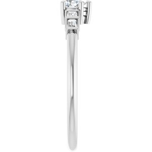 18K White Gold 4x2.5 mm Pear Ring Mounting – image 7