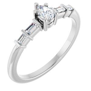 18K White Gold 4.5x3 mm Pear Ring Mounting