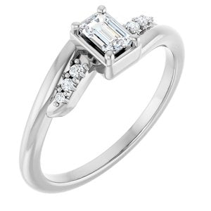 14K White Gold 4.5x3 mm Emerald Ring Mounting