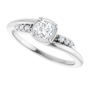 18K White Gold 4x4 mm Cushion Ring Mounting – image 8