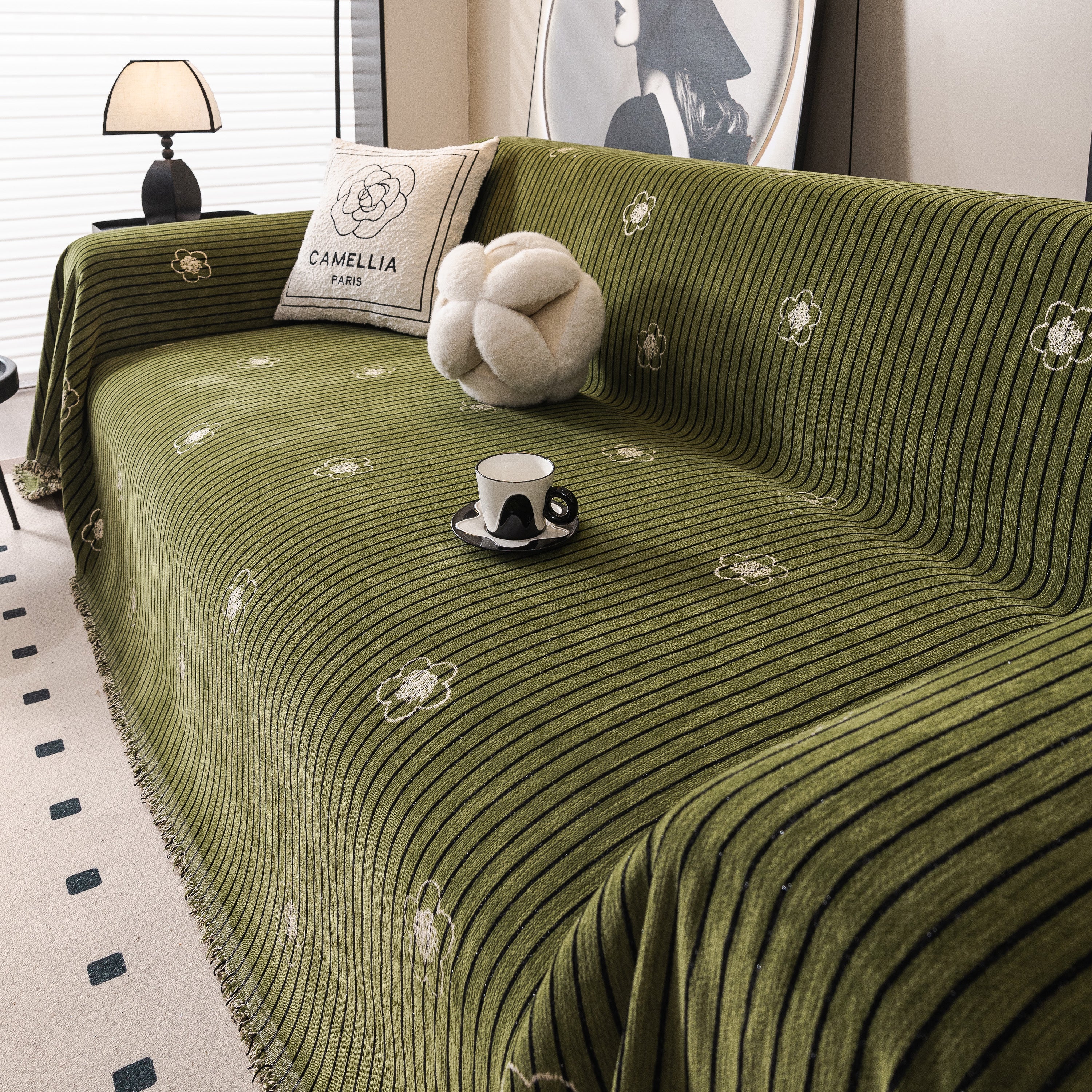 Chenille Camellia Floral Sofa Throw Cover Couch Blanket with Striped Jacquard