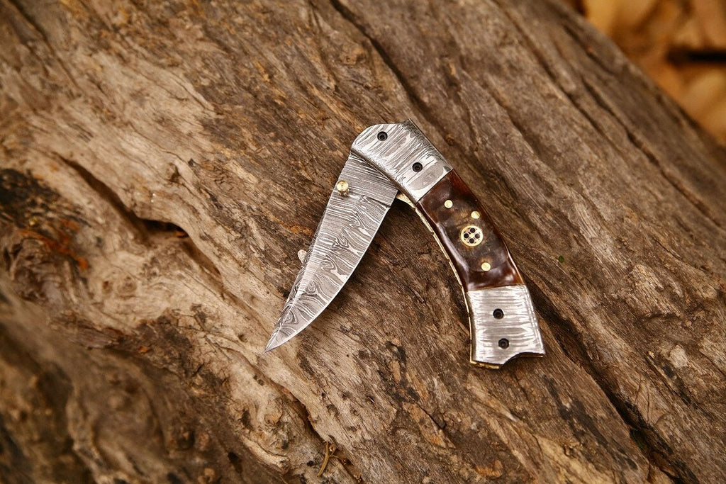 Custom Handmade Damascus Steel EDC Folding Pocket Knife – 3-Inch Blade, Sheep Horn Handle, Leather Case – Perfect Wedding Gift by KBS Knives