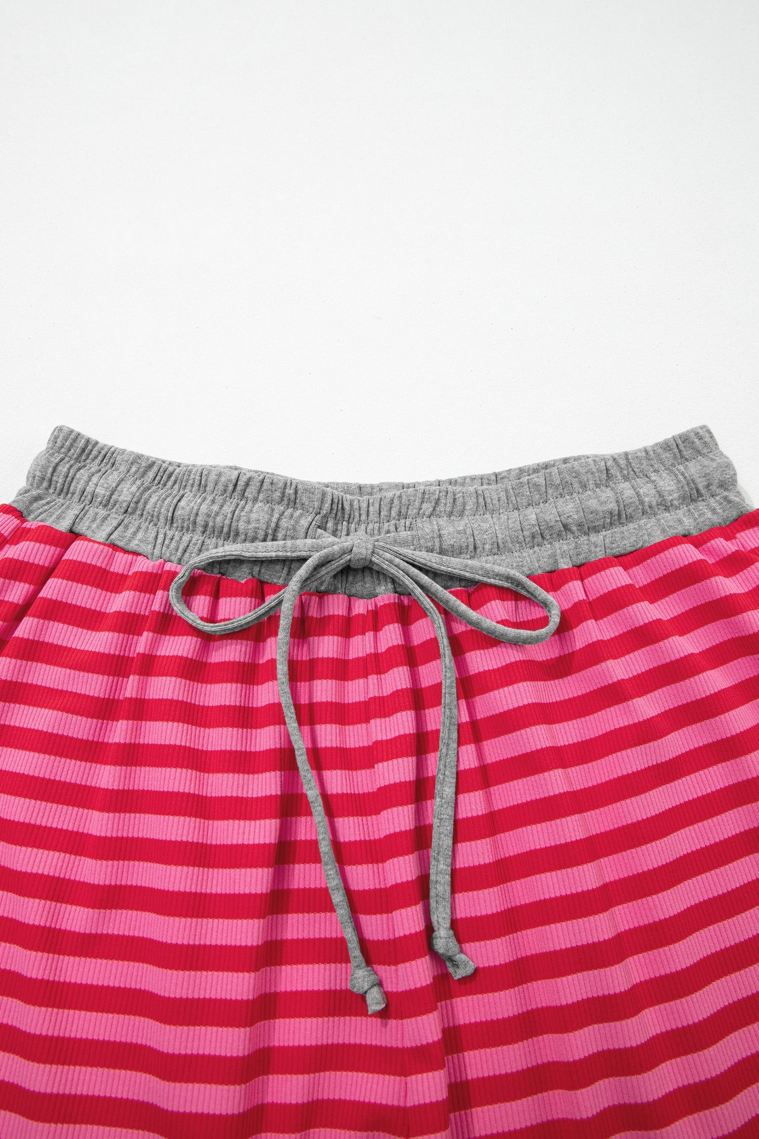 Stripe Contrast Elastic Waist Ribbed Shorts