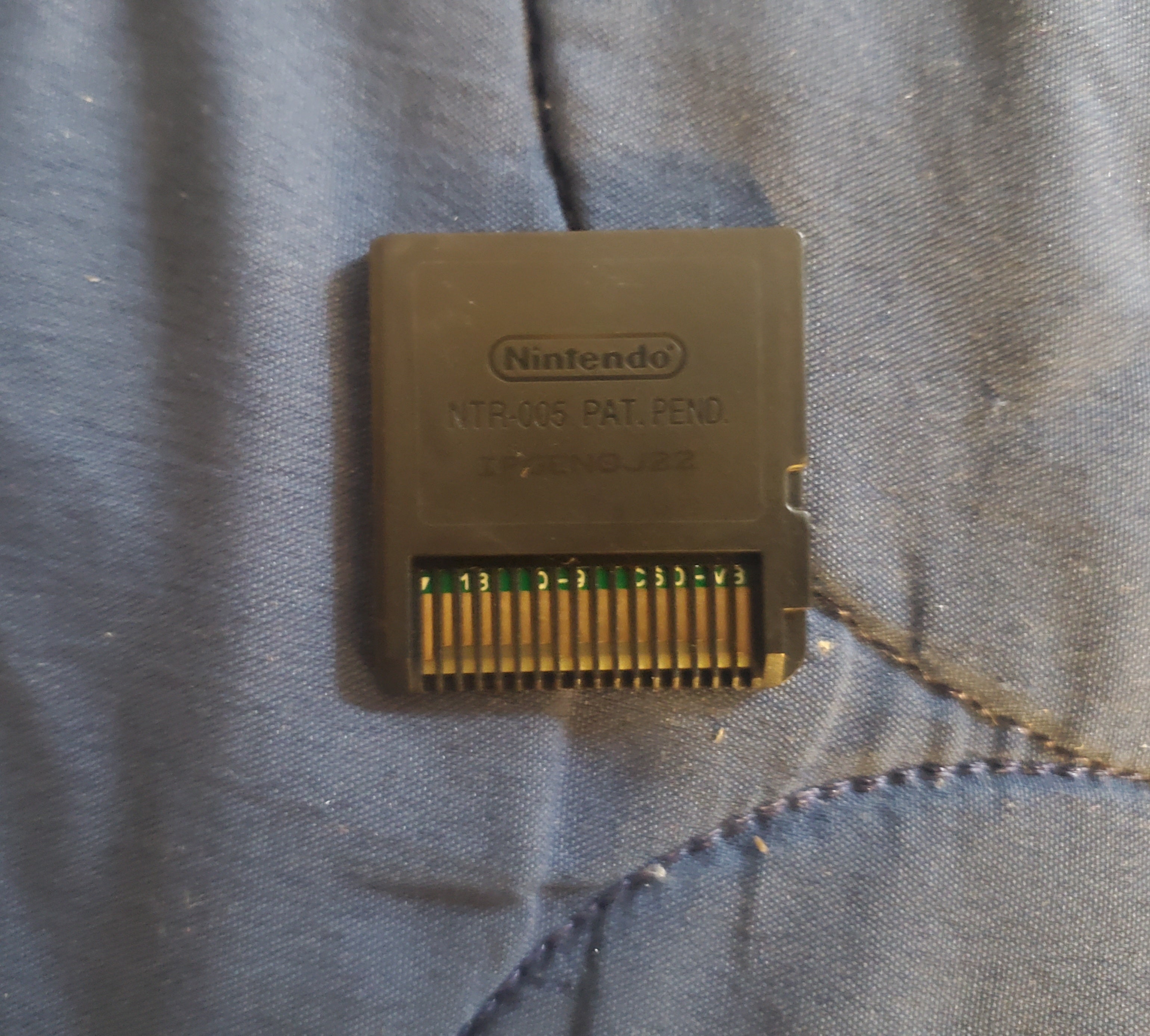 Pokemon White Version 2 NDS Video Game Nintendo DS