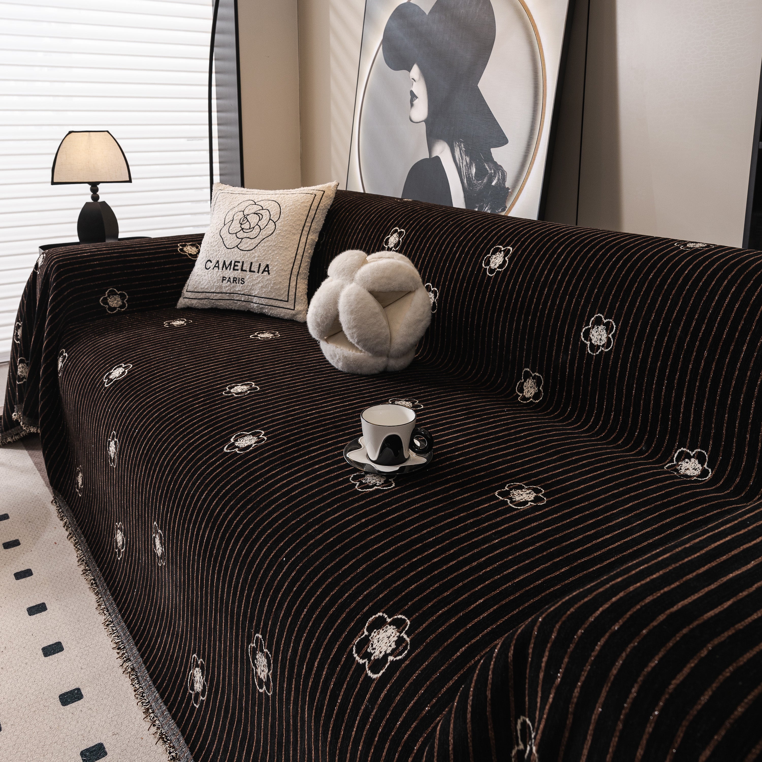 Chenille Camellia Floral Sofa Throw Cover Couch Blanket with Striped Jacquard