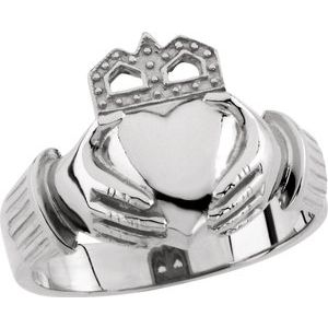 Platinum 15x11 mm Claddagh Band