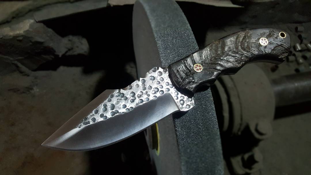 Handcrafted Custom Hunting Knife with Sheep Horn Handle – 1095 Steel
