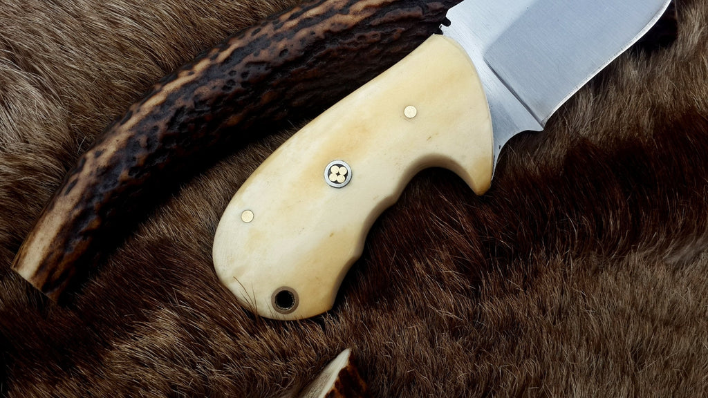 Compact D2 Steel Field Dressing Deer Skinning Knife – 6.5 Inch Blade with Bone Handle