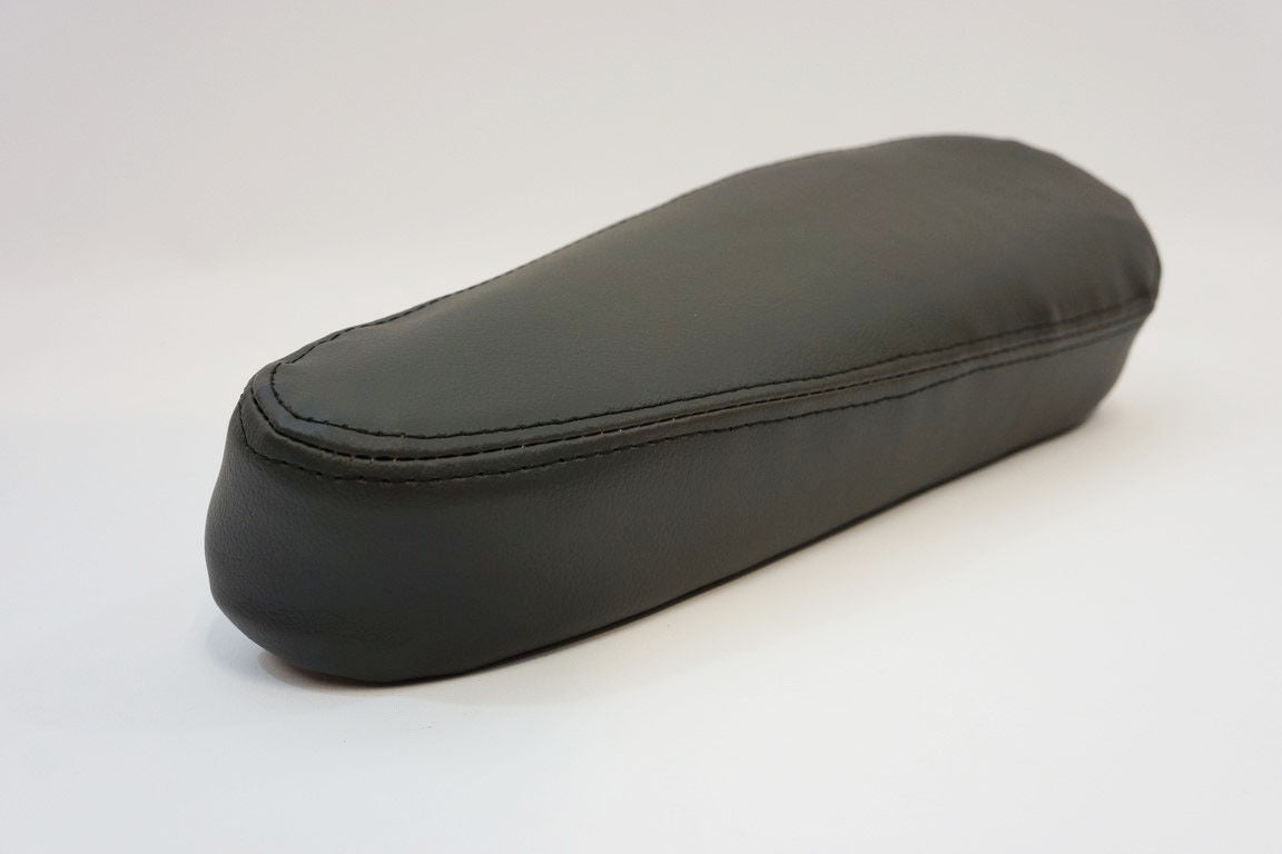2000-2007 Silverado/Avalanche Armrest Cover in Dark Gray