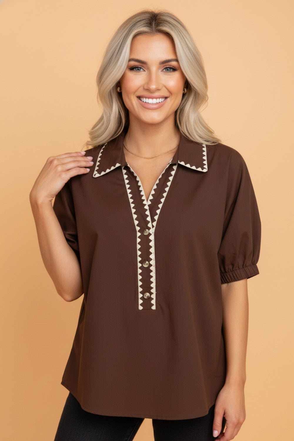 Contrast Trim Button V-Neck Short Sleeve Blouse