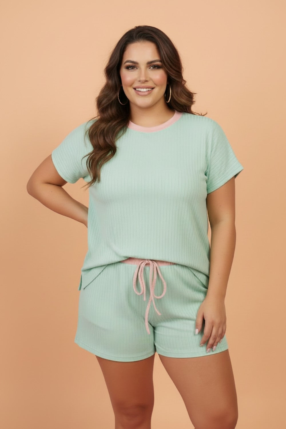 Plus Size Colorblock Ribbed Top & Drawstring Shorts Set