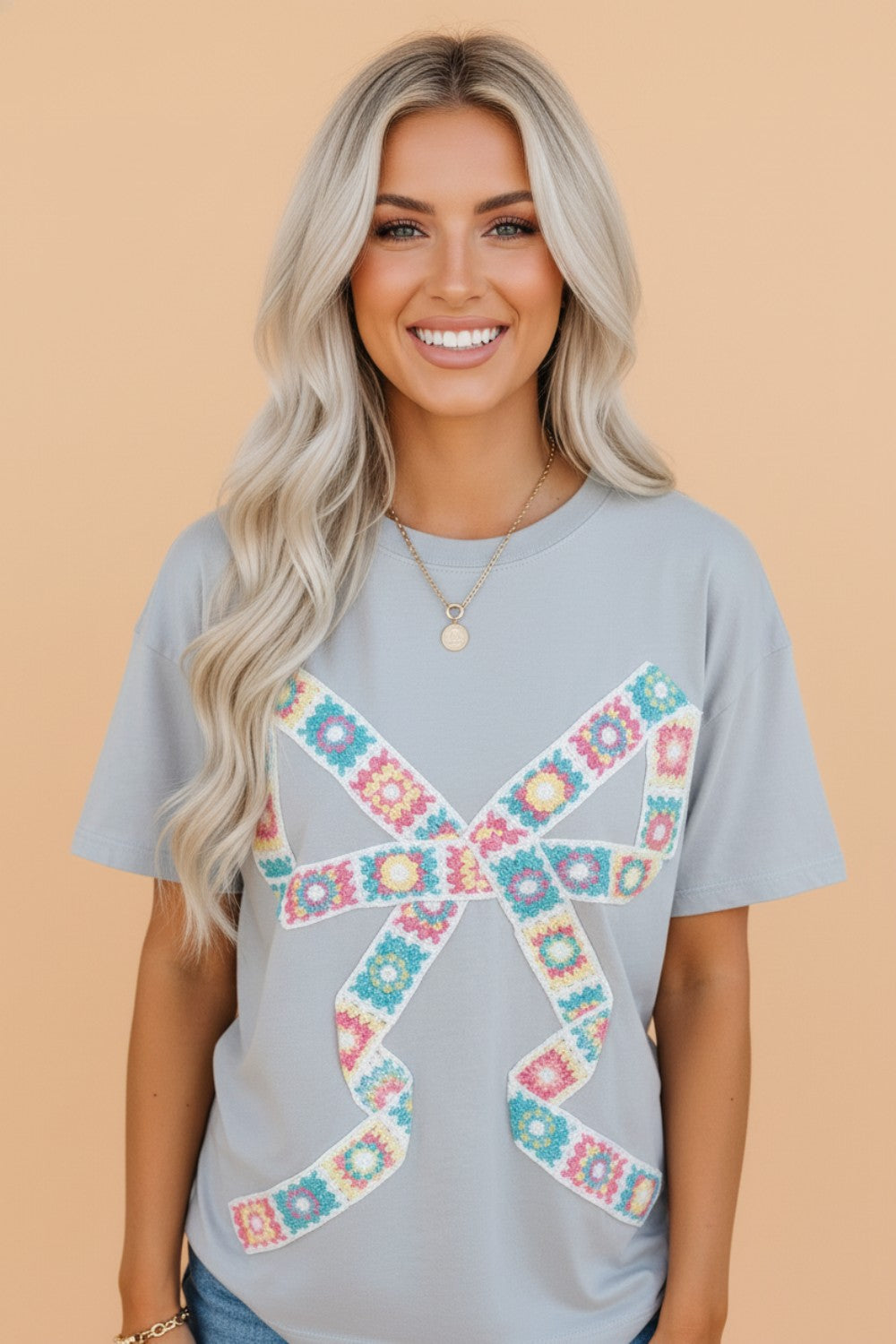 Floral Crochet Ribbon Bow Patched T-Shirt