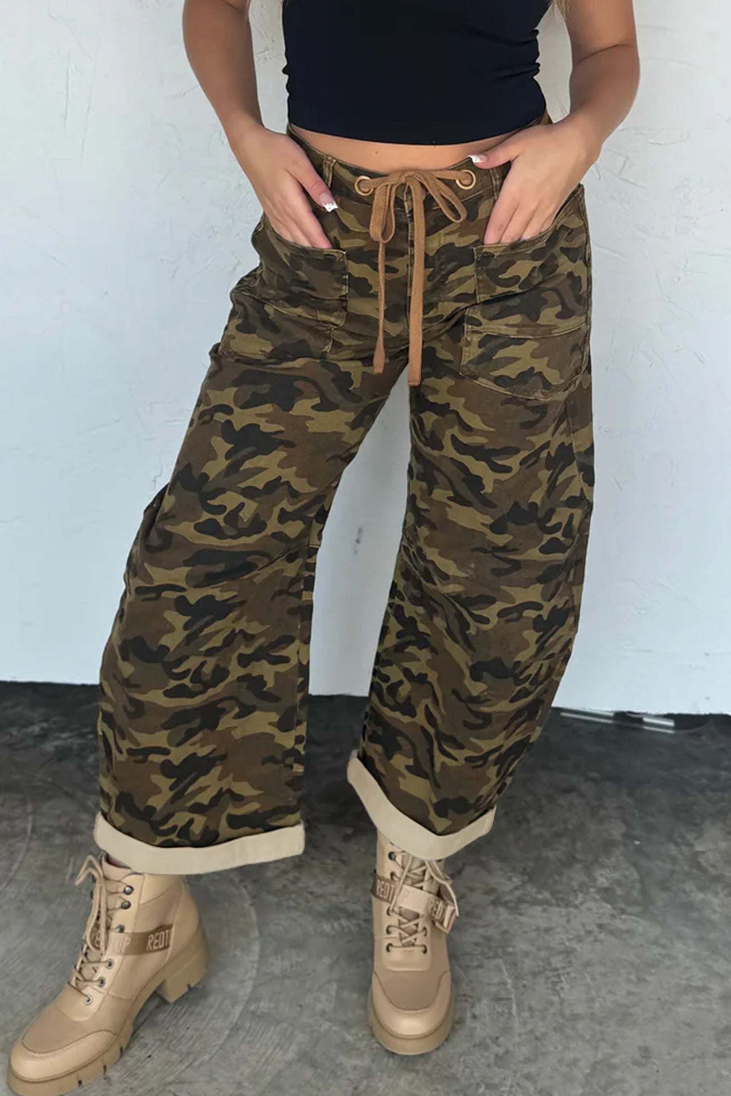 Camo Retro Grommet Tie Waist Loose Jeans