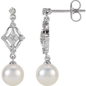 Vintage-Inspired Pearl Earrings