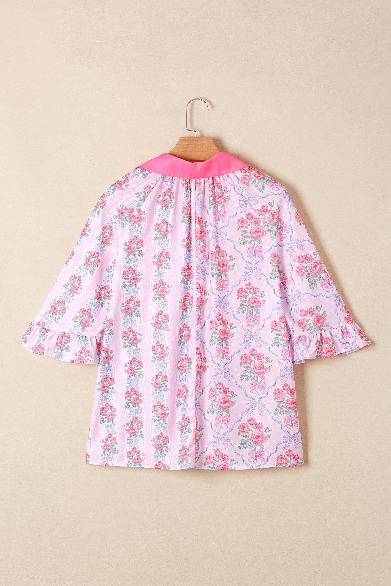 Floral Collared V-Neck Ruffle 3/4 Sleeve Shirt