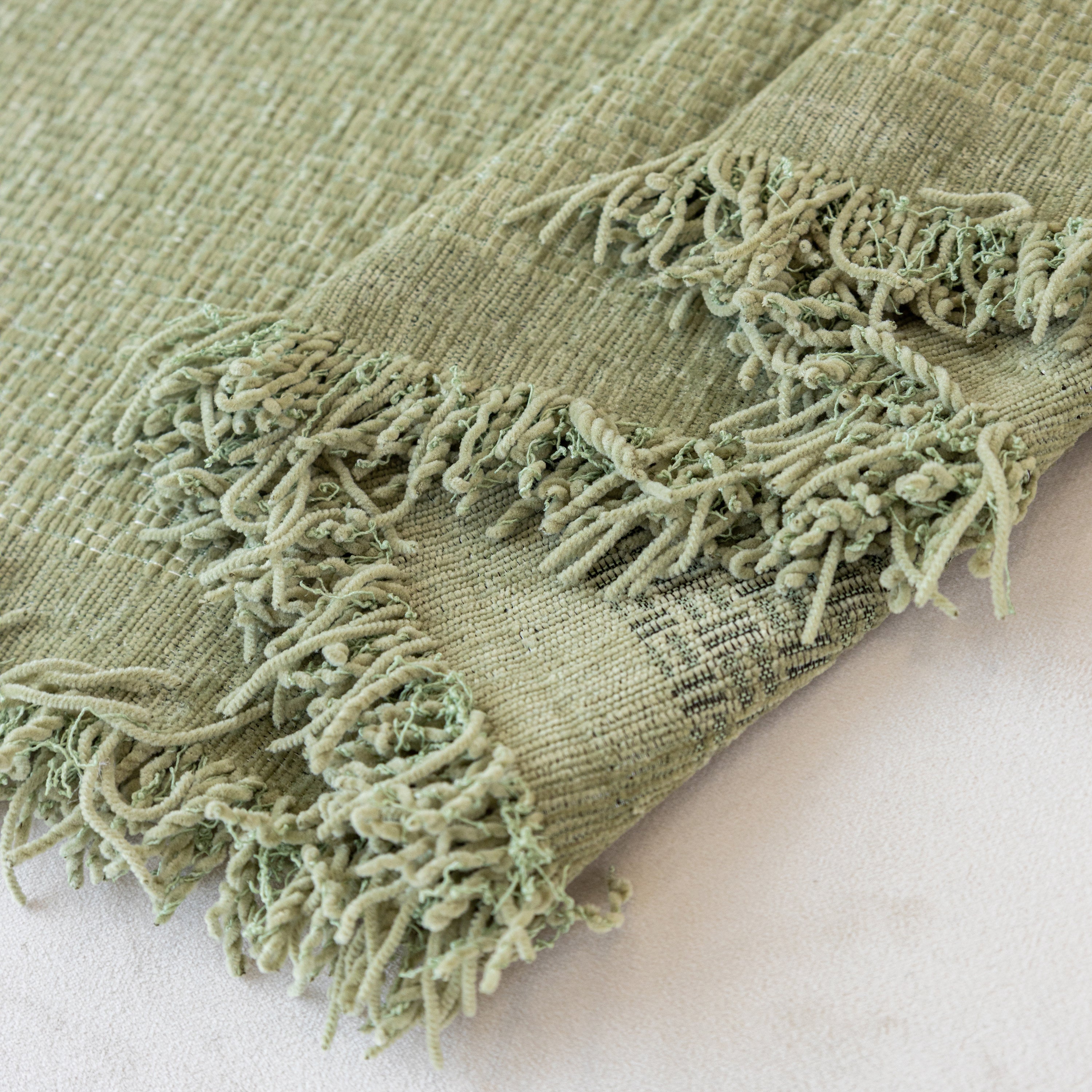 Chenille Large Throw Couch Cover Blanket with Water-Resistant for Futon, Loveseat, and L-Shaped Sofa