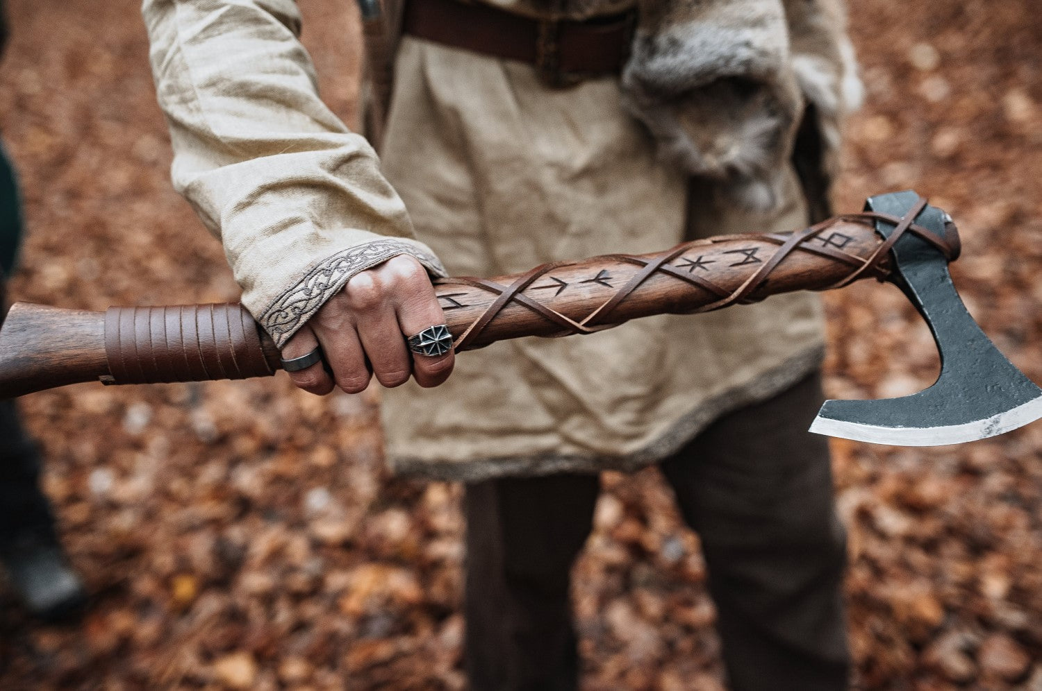 Viking Bearded Axe "Skeggox" – Runic Battle Axe