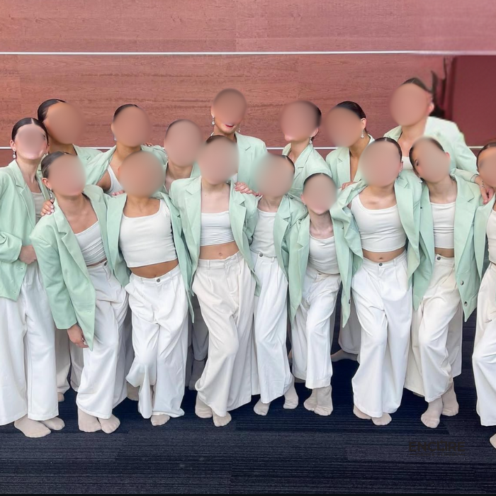 Mint Blazer Pedestrian Look