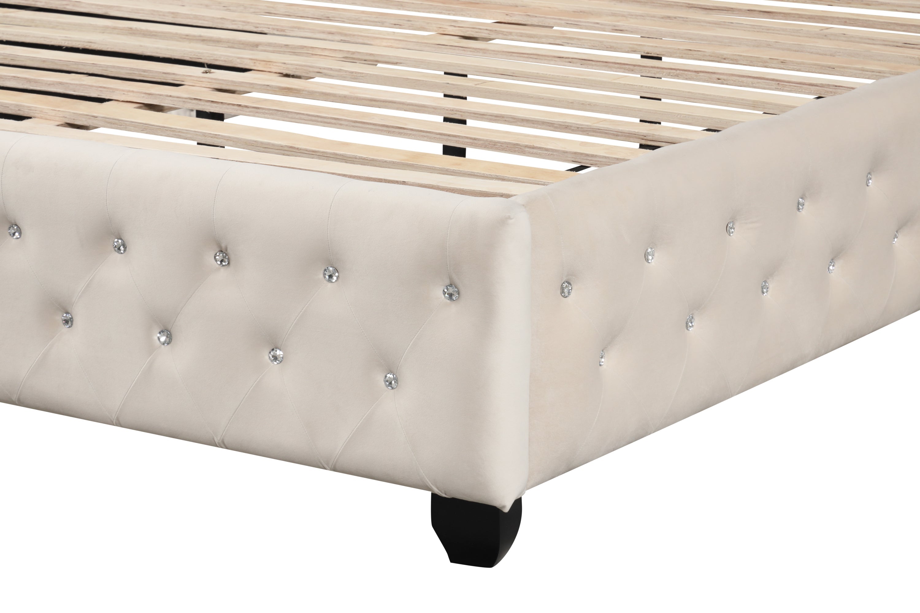 SOPHIA Crystal Tufted Full 5 Pc Bed Made with Wood in Cream (NJ INVENTORY)