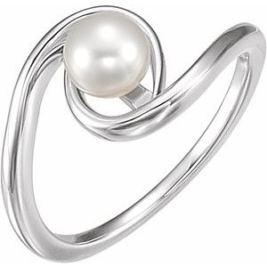 14K White Gold 5.5-6.0 mm Cultured White Freshwater Pearl Ring