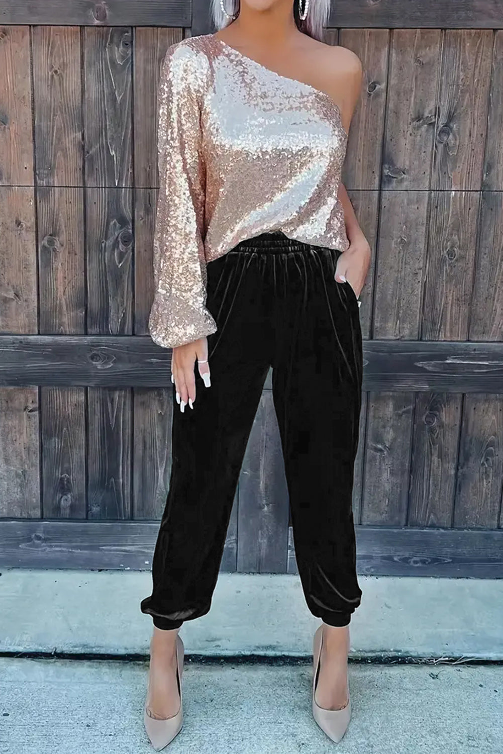 Women's Black Vintage Pocket Velvet Jogger Pants