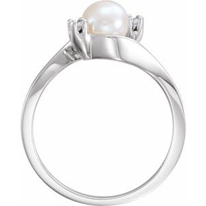 Accented Pearl Bypass Ring
