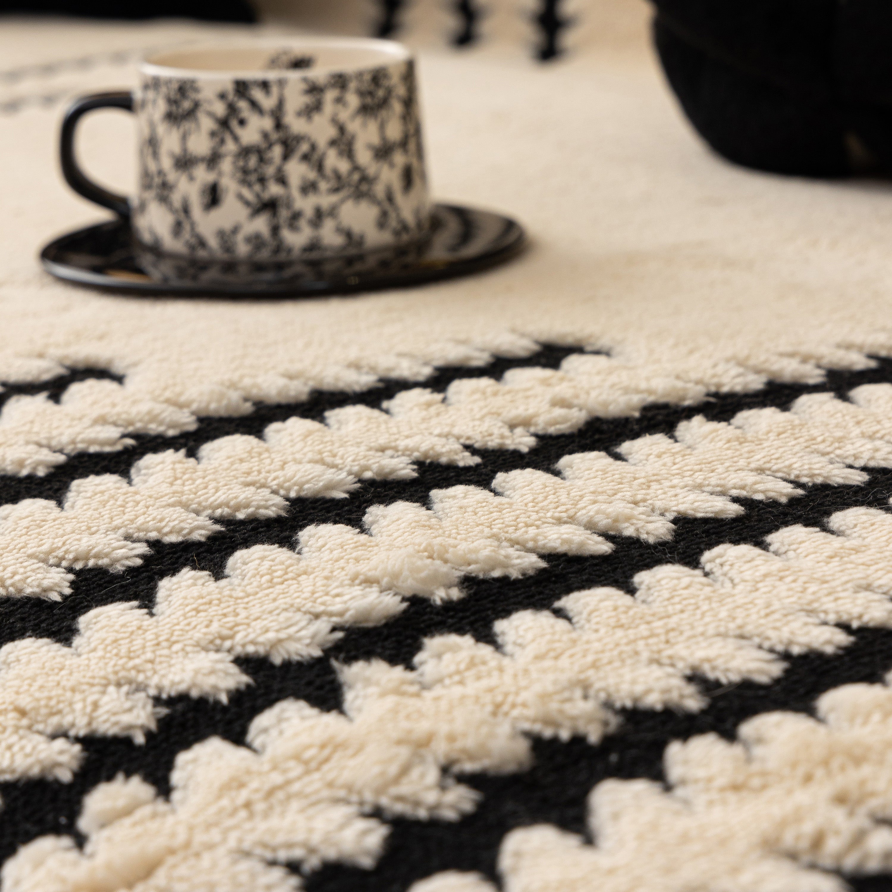 Jacquard Fleece Throw Blanket for Couch Plush Fuzzy Cozy Soft Blankets and Throws for Sofa